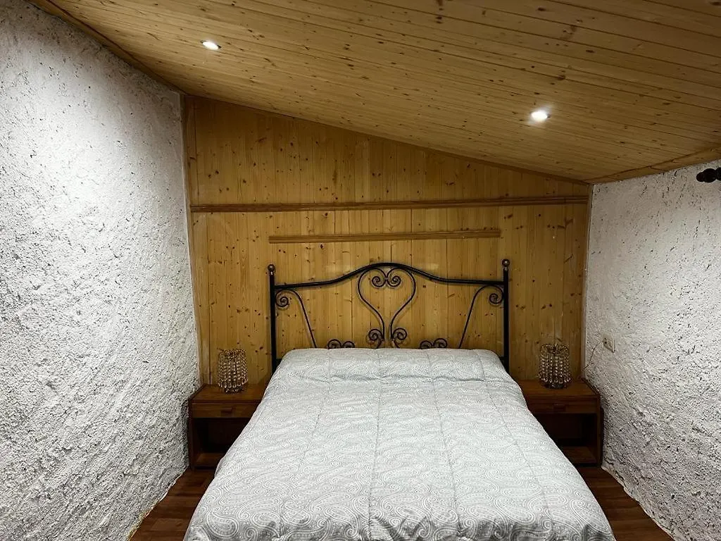 בית נופש הוילה סגורה דה לה סיירה Vivienda Turistica La Cape ספרד